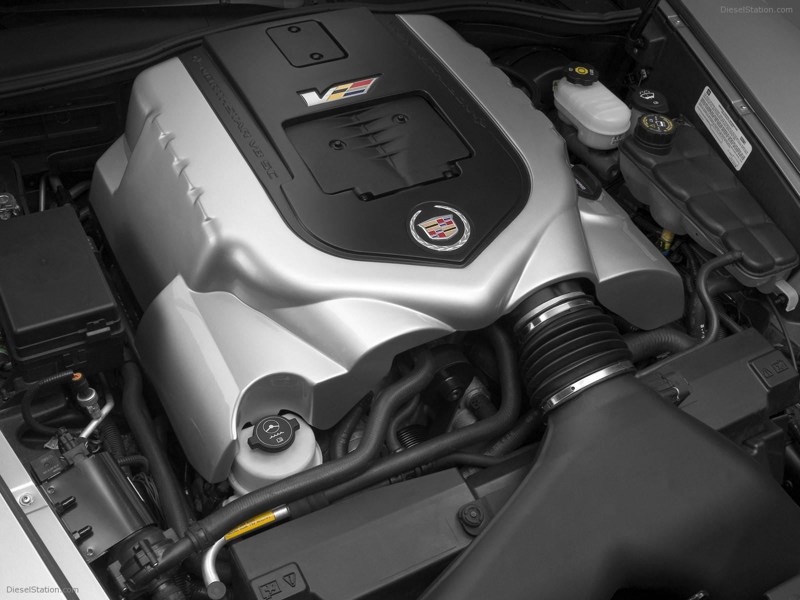 Cadillac XLR V